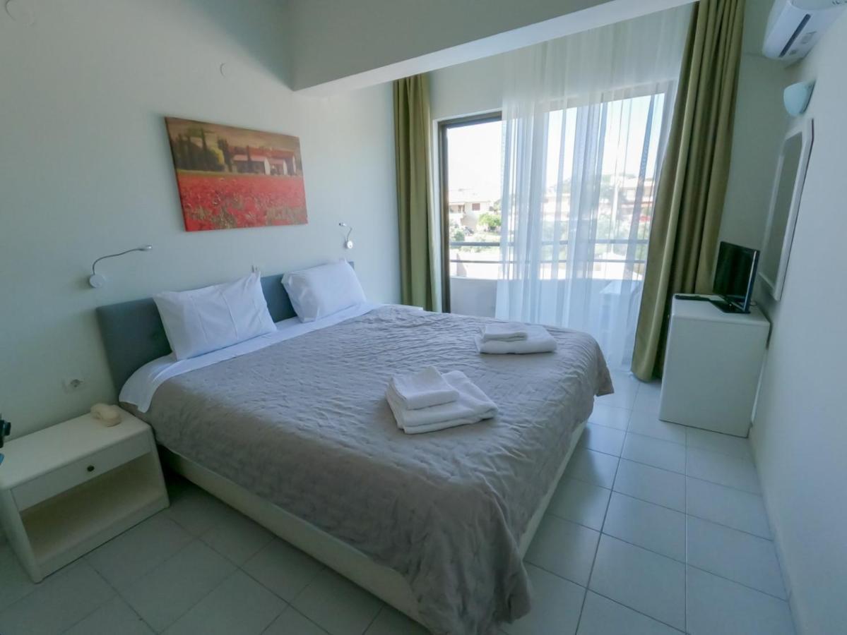 Ivory Hotel Theológos Extérieur photo