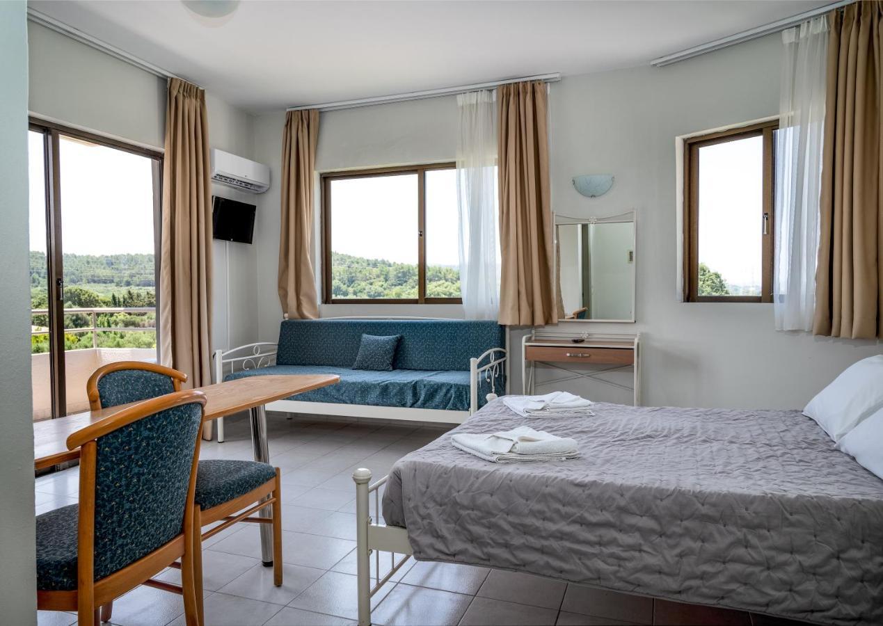 Ivory Hotel Theológos Extérieur photo