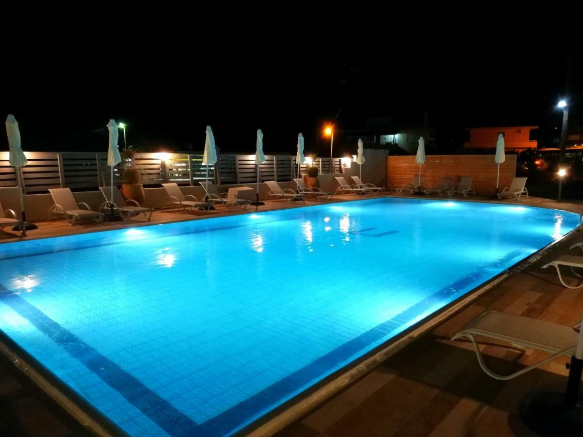 Ivory Hotel Theológos Extérieur photo
